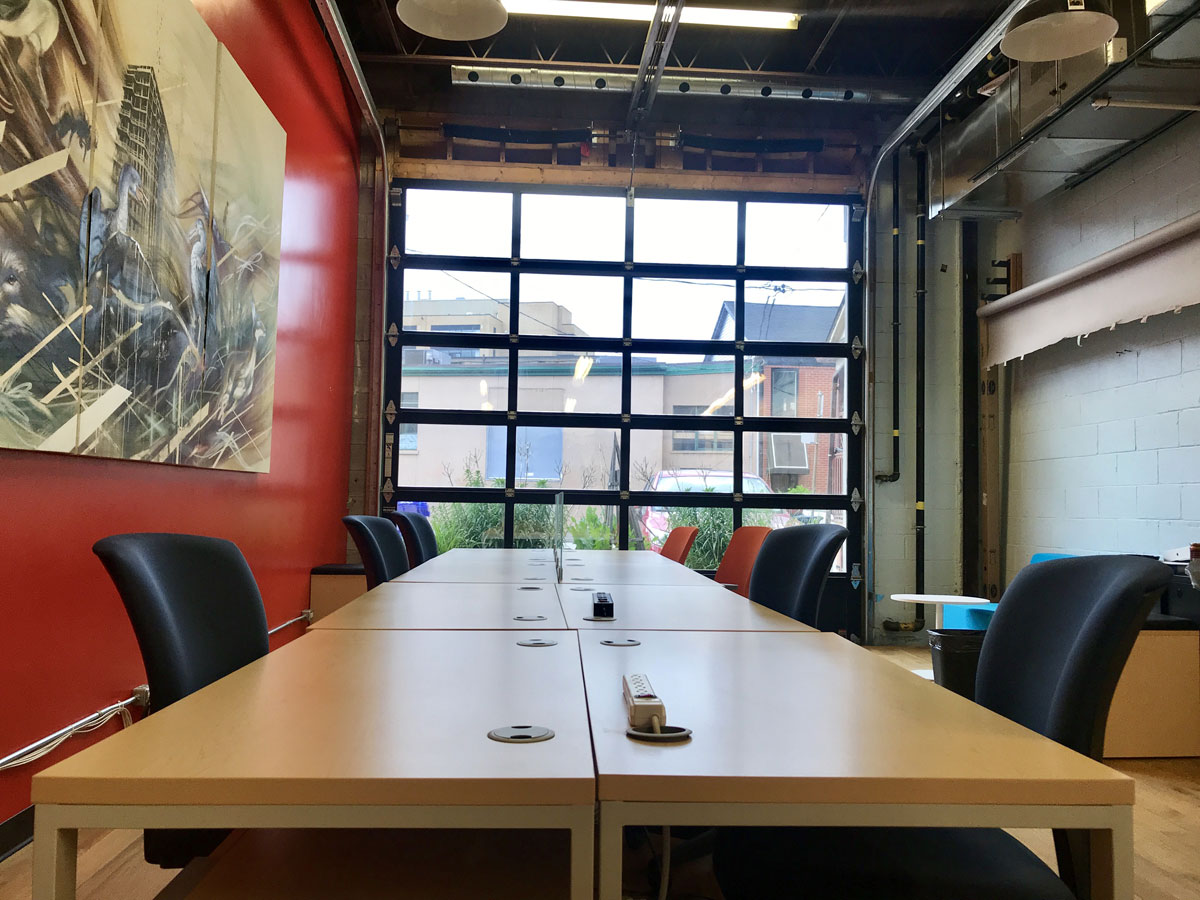 acme-works-dedicated-desks-2